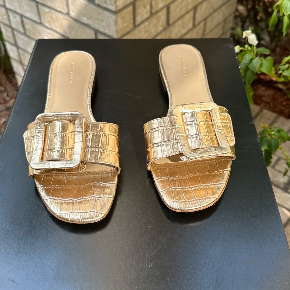 Ann Taylor Gold slides with buckle